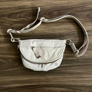 Lulu Lemon Cross Body Bag